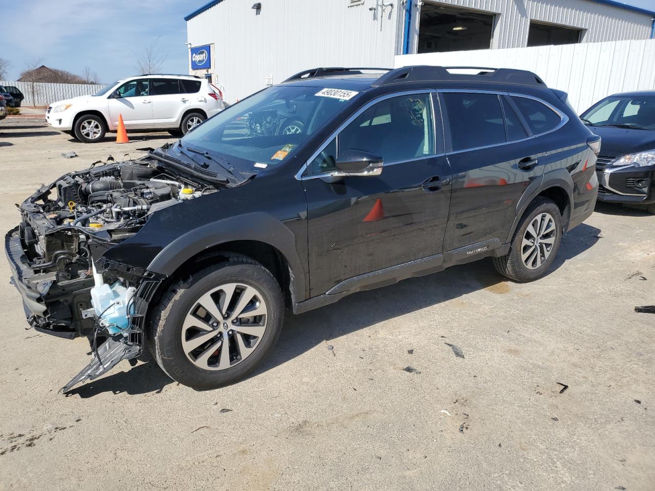 2023 Subaru Outback Premium for Sale in Mcfarland, WI - Front End