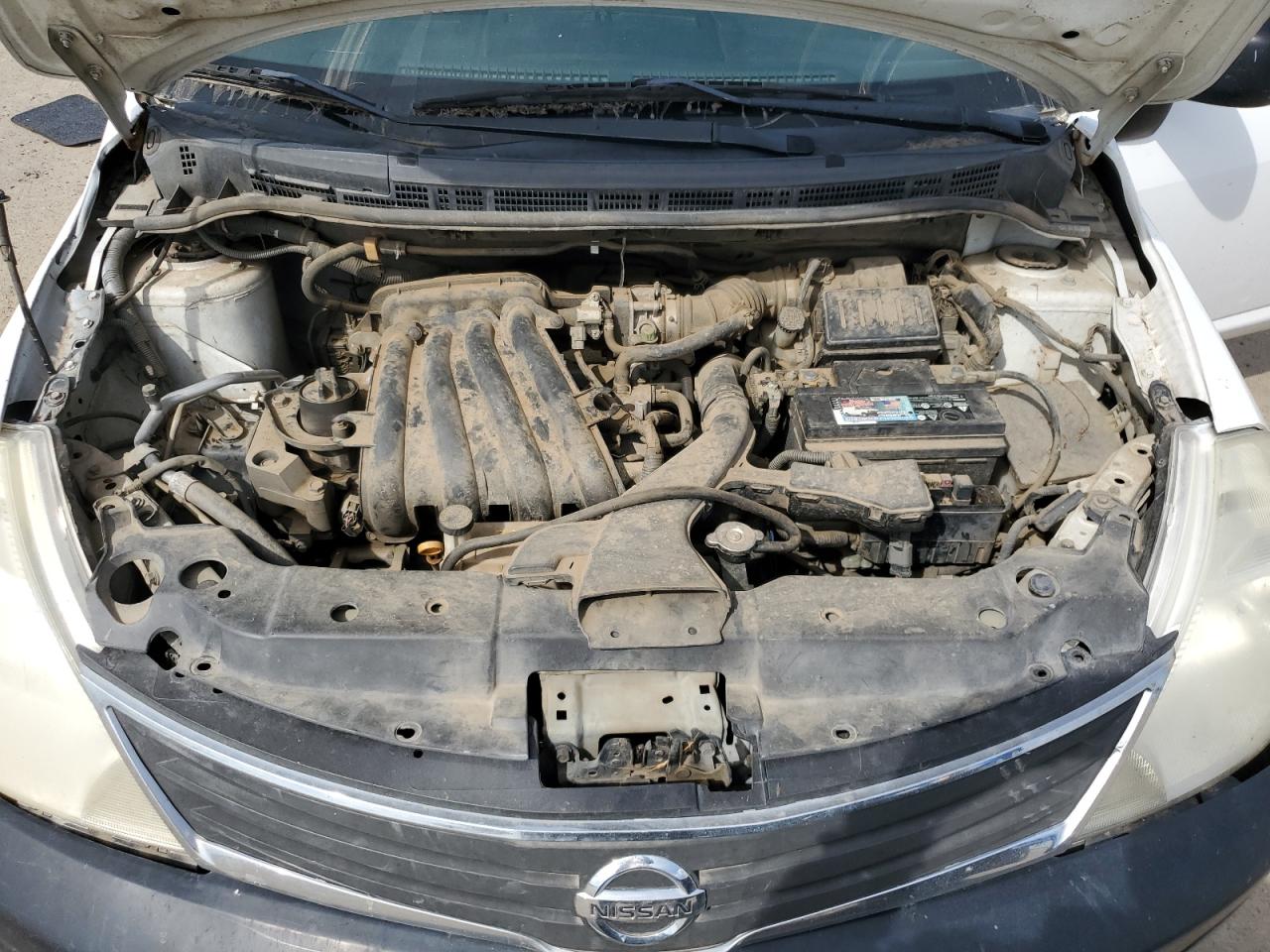 2011 Nissan Versa - Image 12