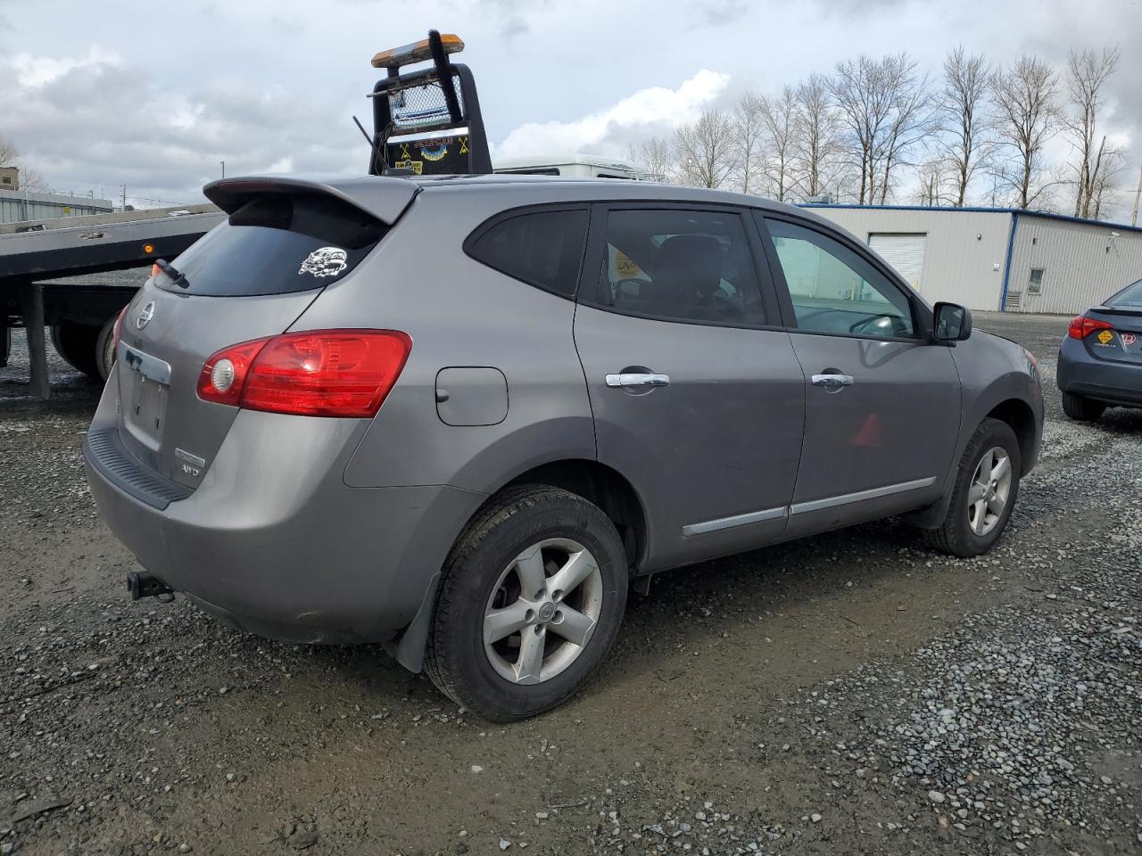 2013 Nissan Rogue - Image 3
