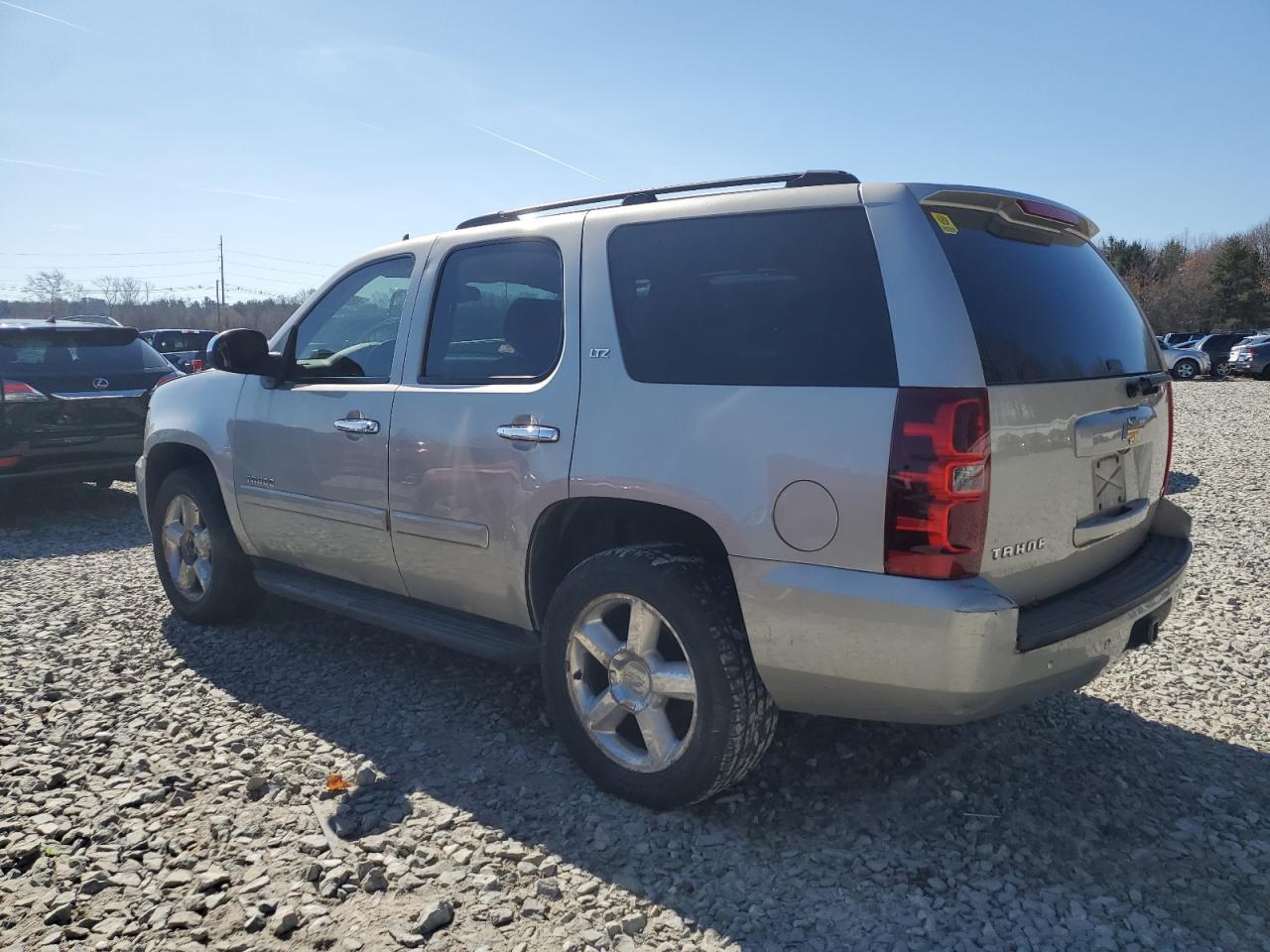2008 Chevrolet Tahoe - Image 2