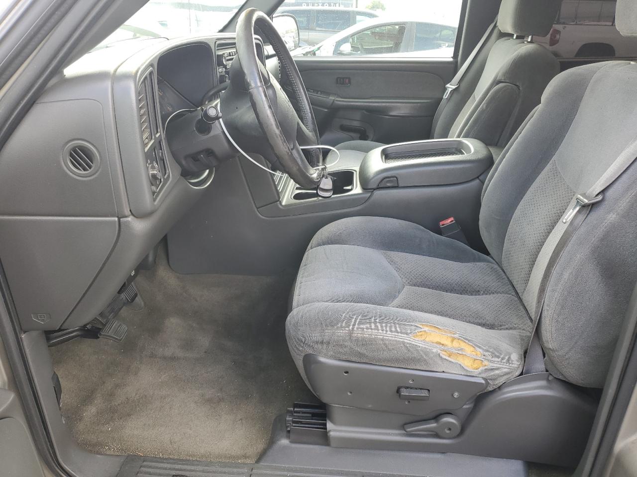 2003 Chevrolet Silverado C1500 Heavy Duty VIN: 1GCGC13U93F135876 Lot: 51276445