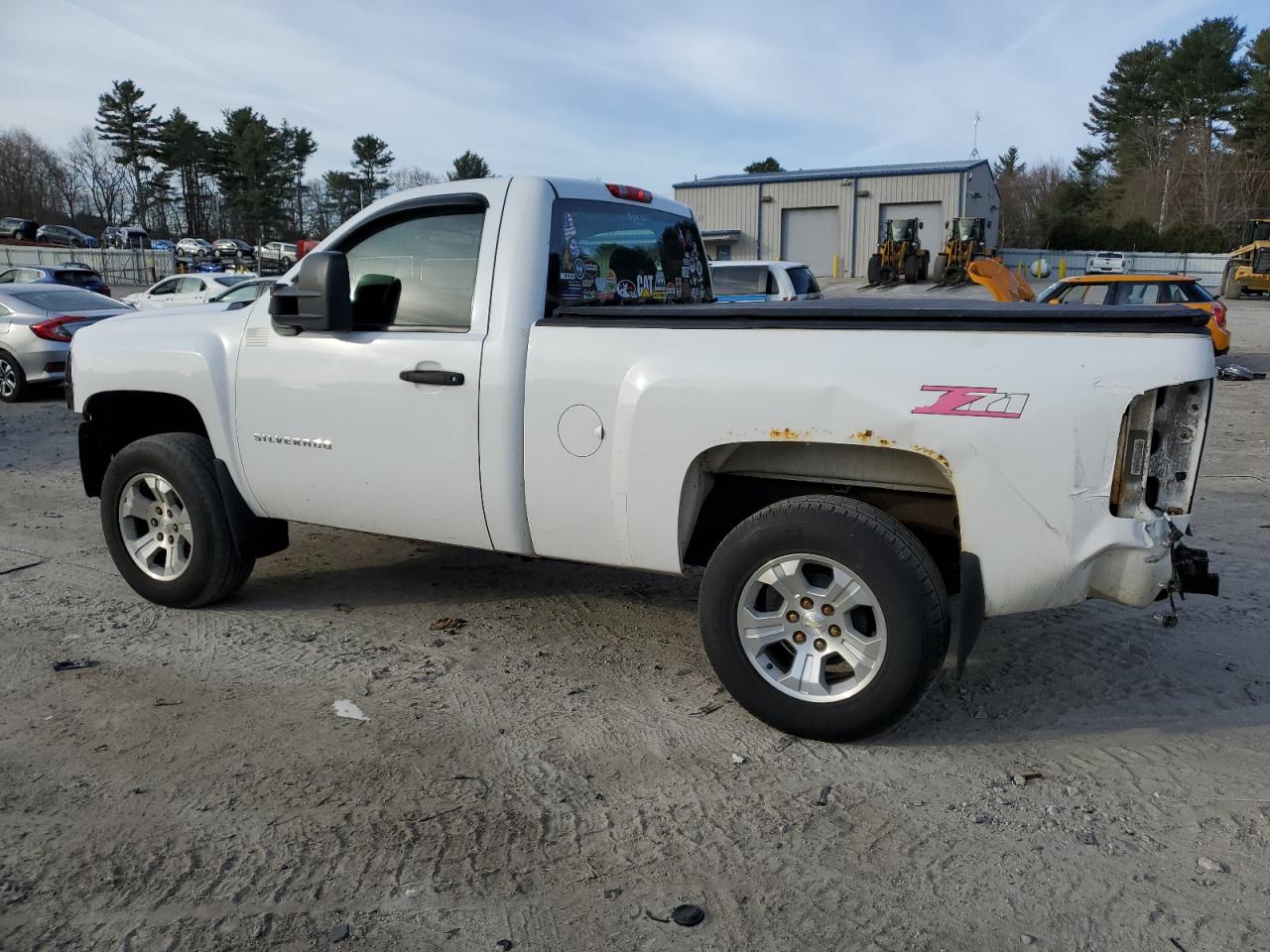 2013 Chevrolet Silverado - Image 2