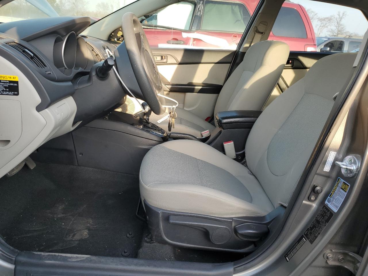 2012 Kia Forte - Image 7