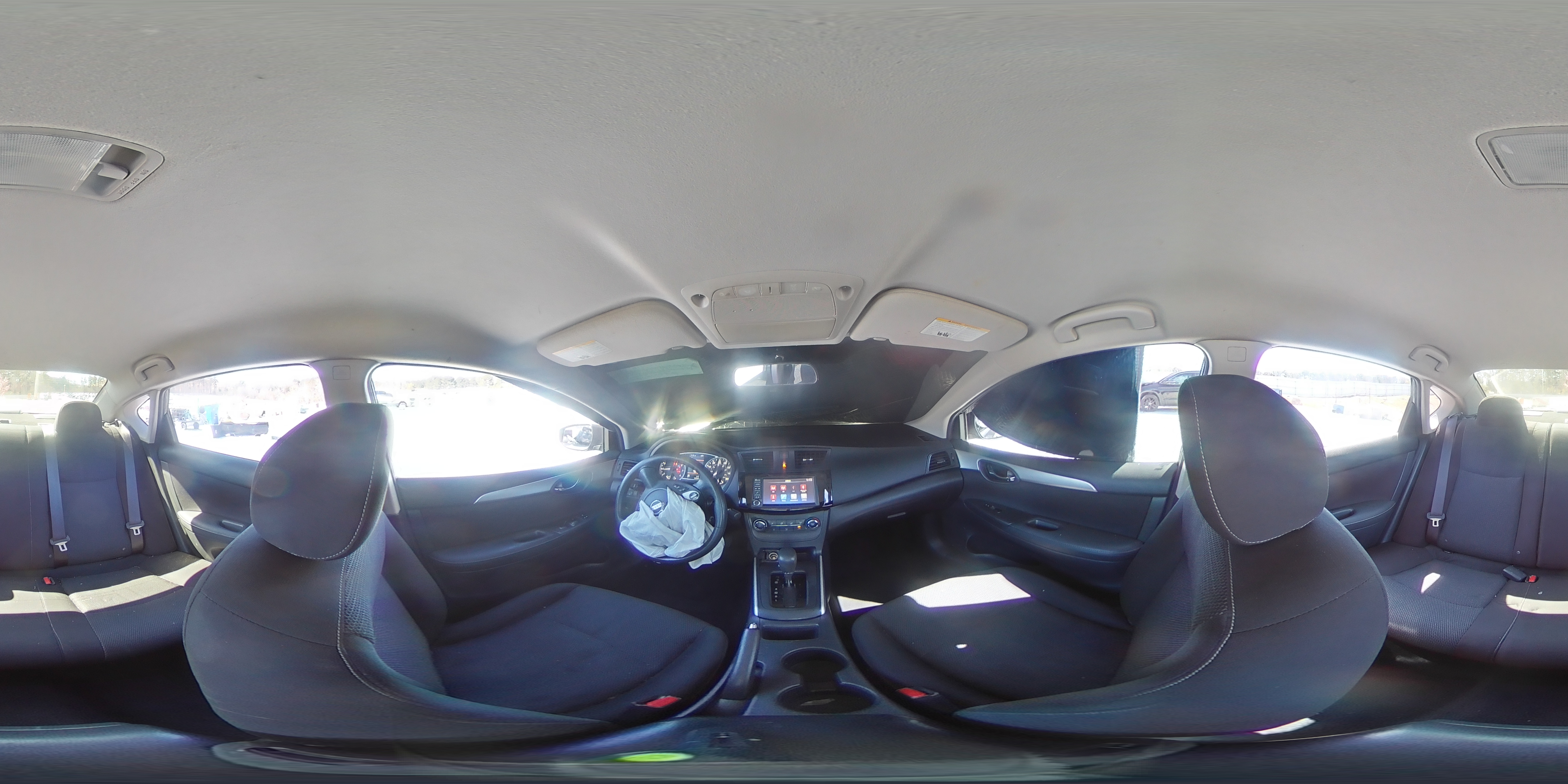 2019 Nissan Sentra - Image 13