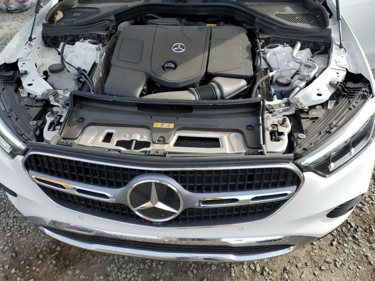 2024 Mercedes-Benz GLC - Image 12