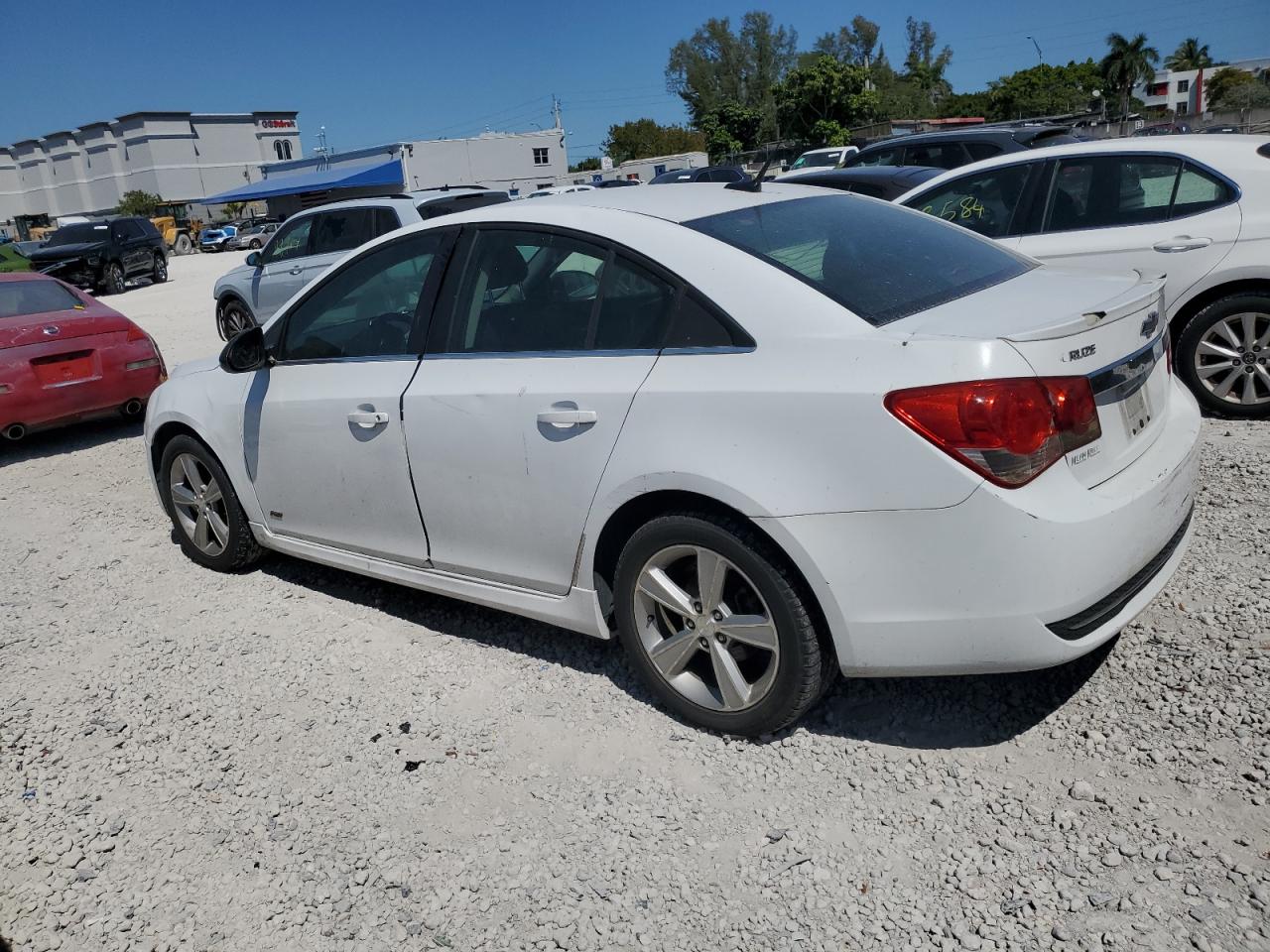 2014 Chevrolet Cruze - Image 2