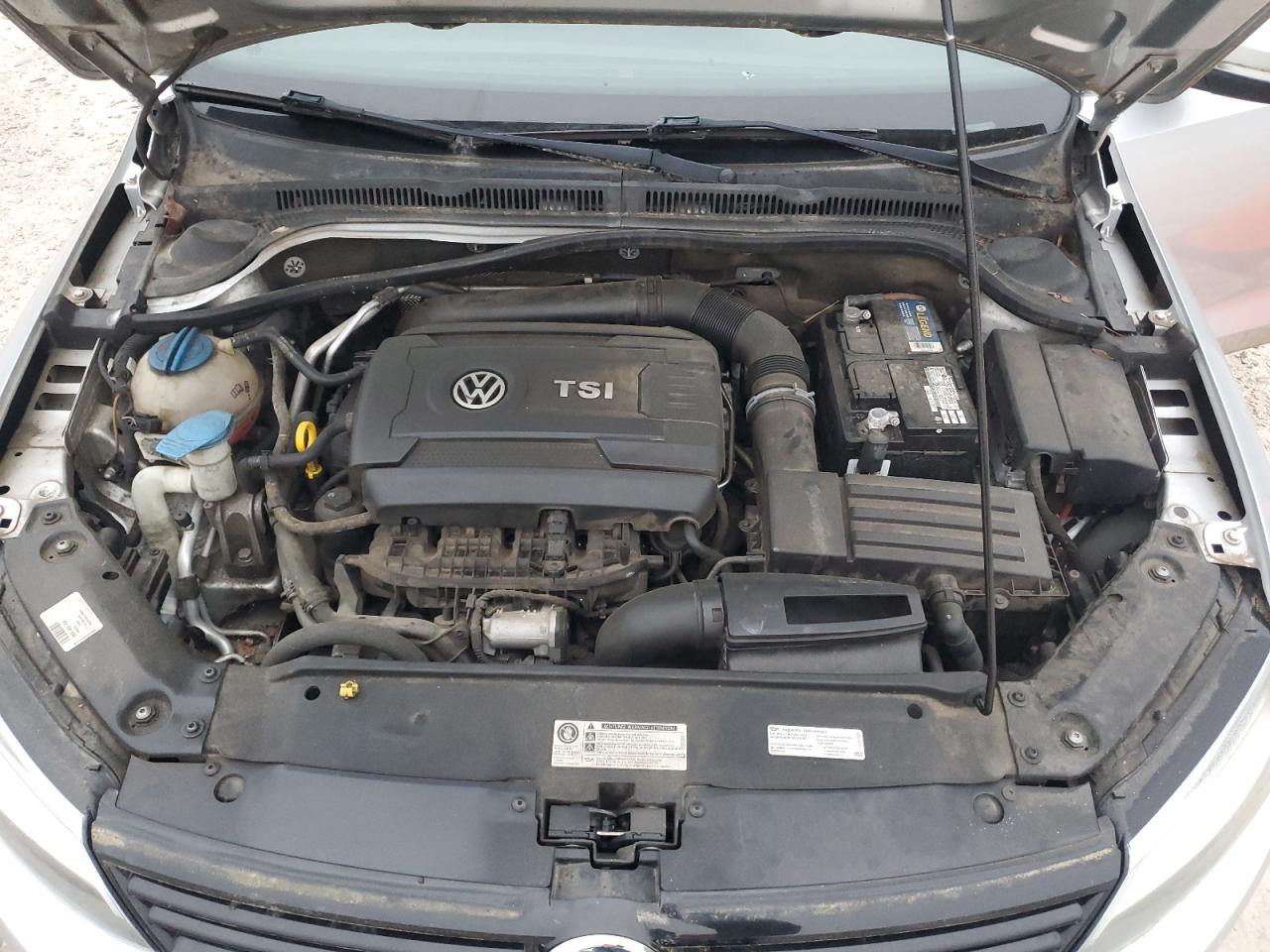 2014 Volkswagen Jetta - Image 11