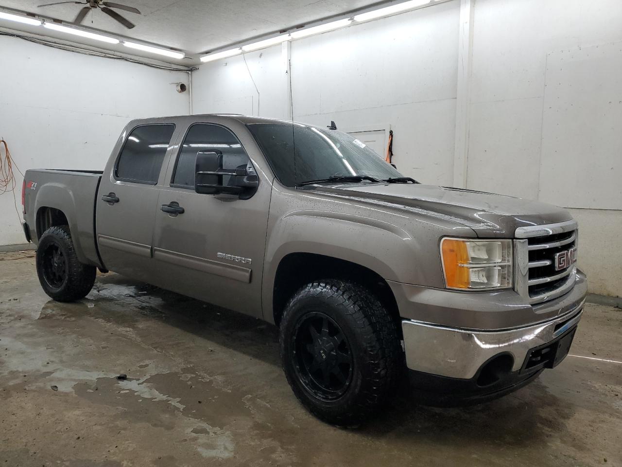 2012 GMC Sierra - Image 4