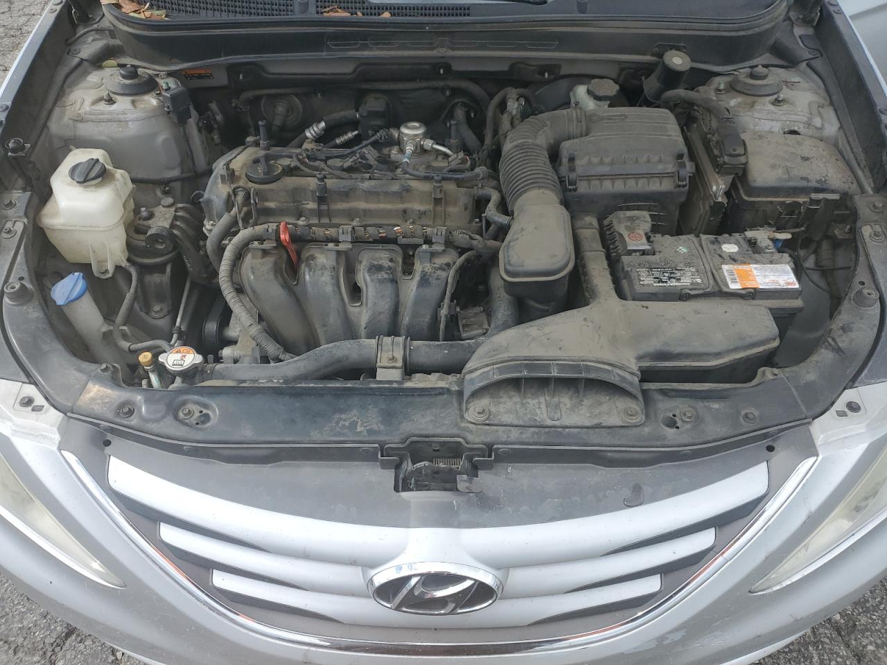 2014 Hyundai Sonata - Image 11