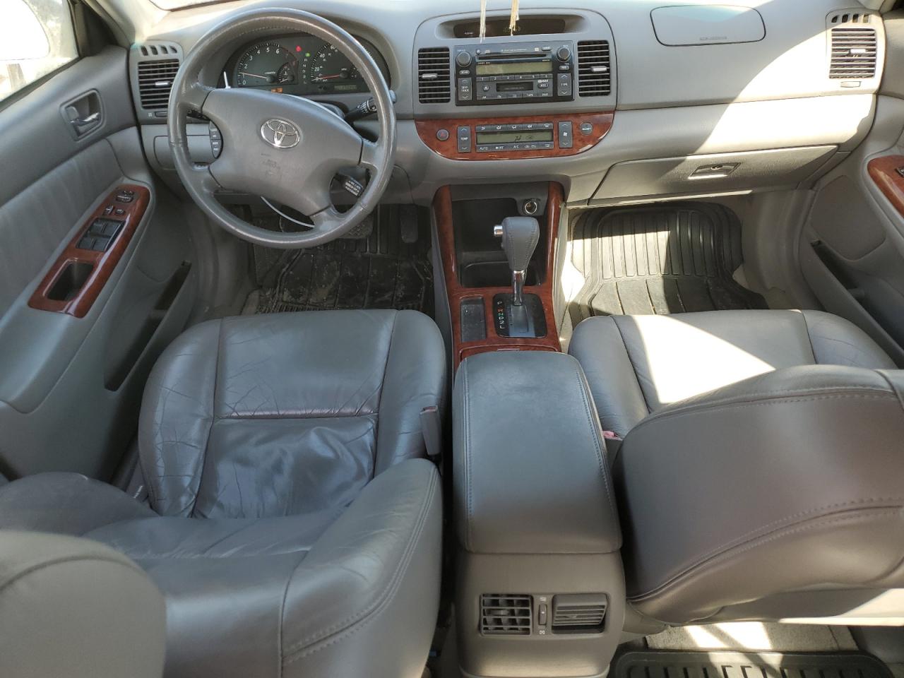 2002 Toyota Camry - Image 8