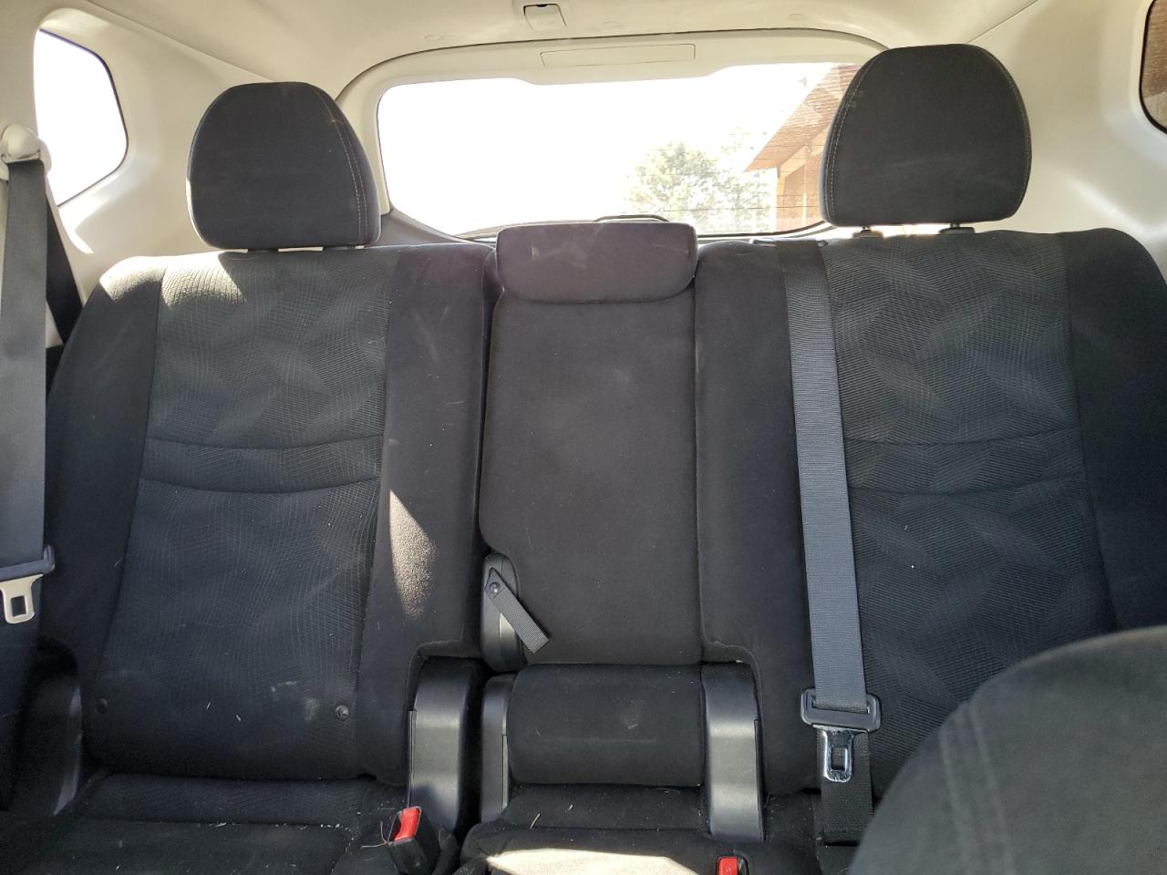 2014 Nissan Rogue - Image 10