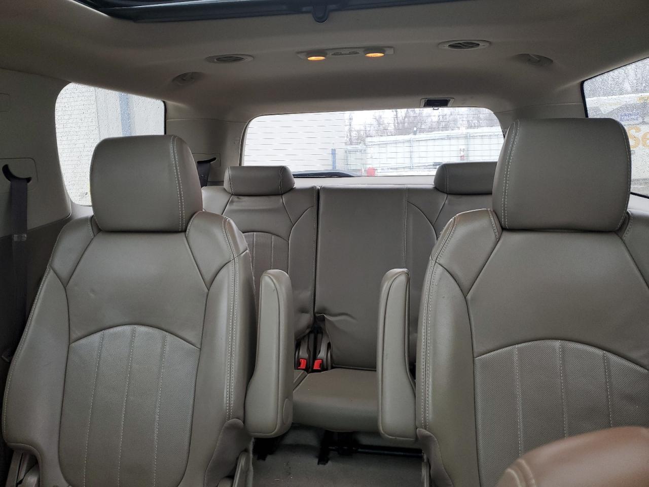 2013 GMC Acadia - Image 10