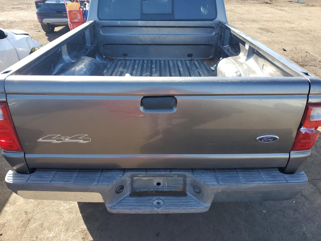 2004 Ford Ranger - Image 10