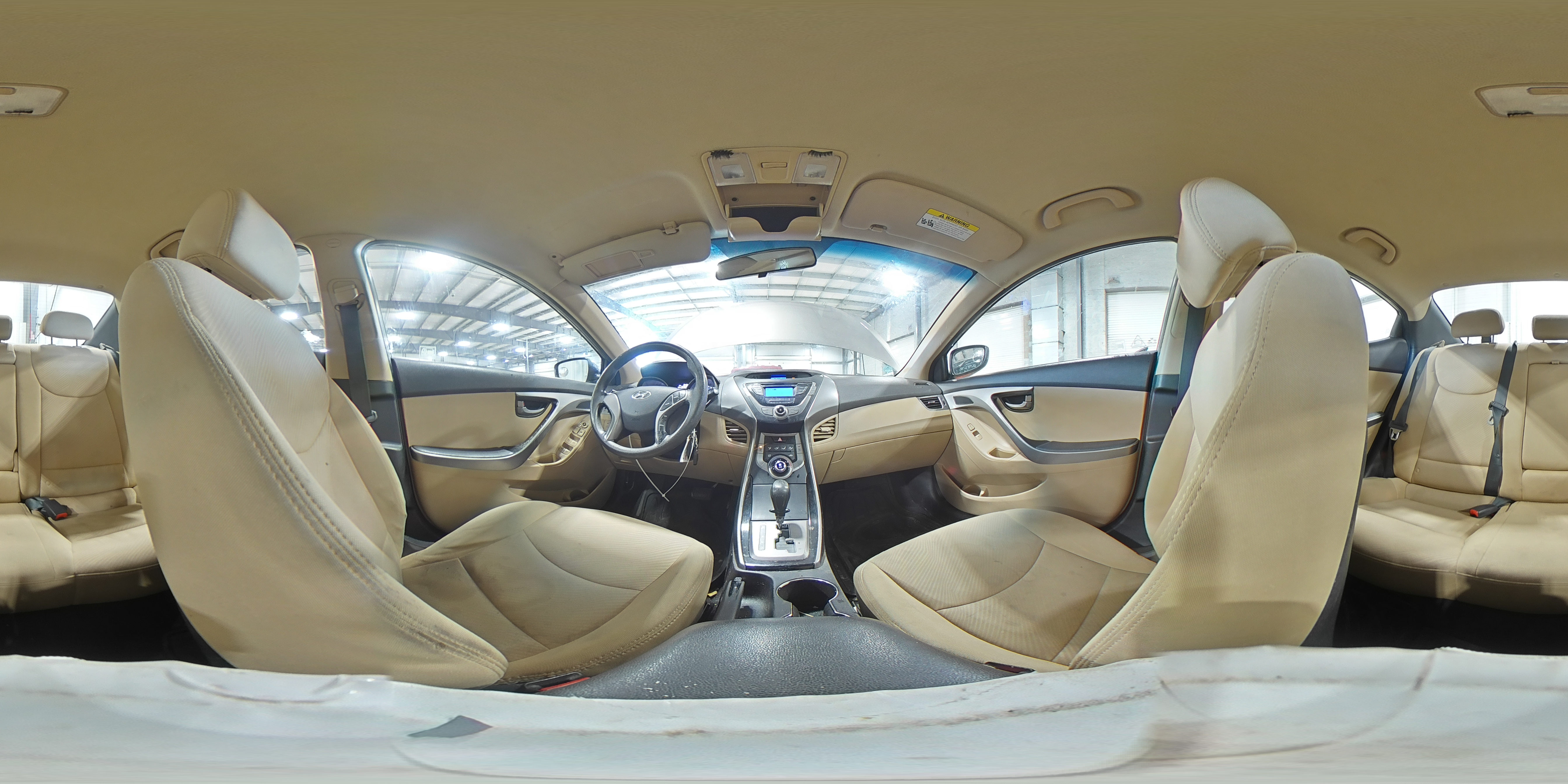 2013 Hyundai Elantra - Image 15