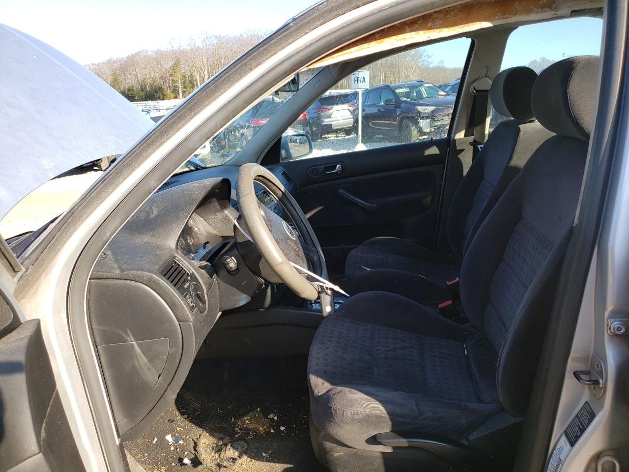 2002 Volkswagen Jetta - Image 7