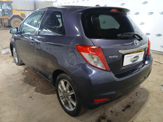 2011 TOYOTA YARIS SR V