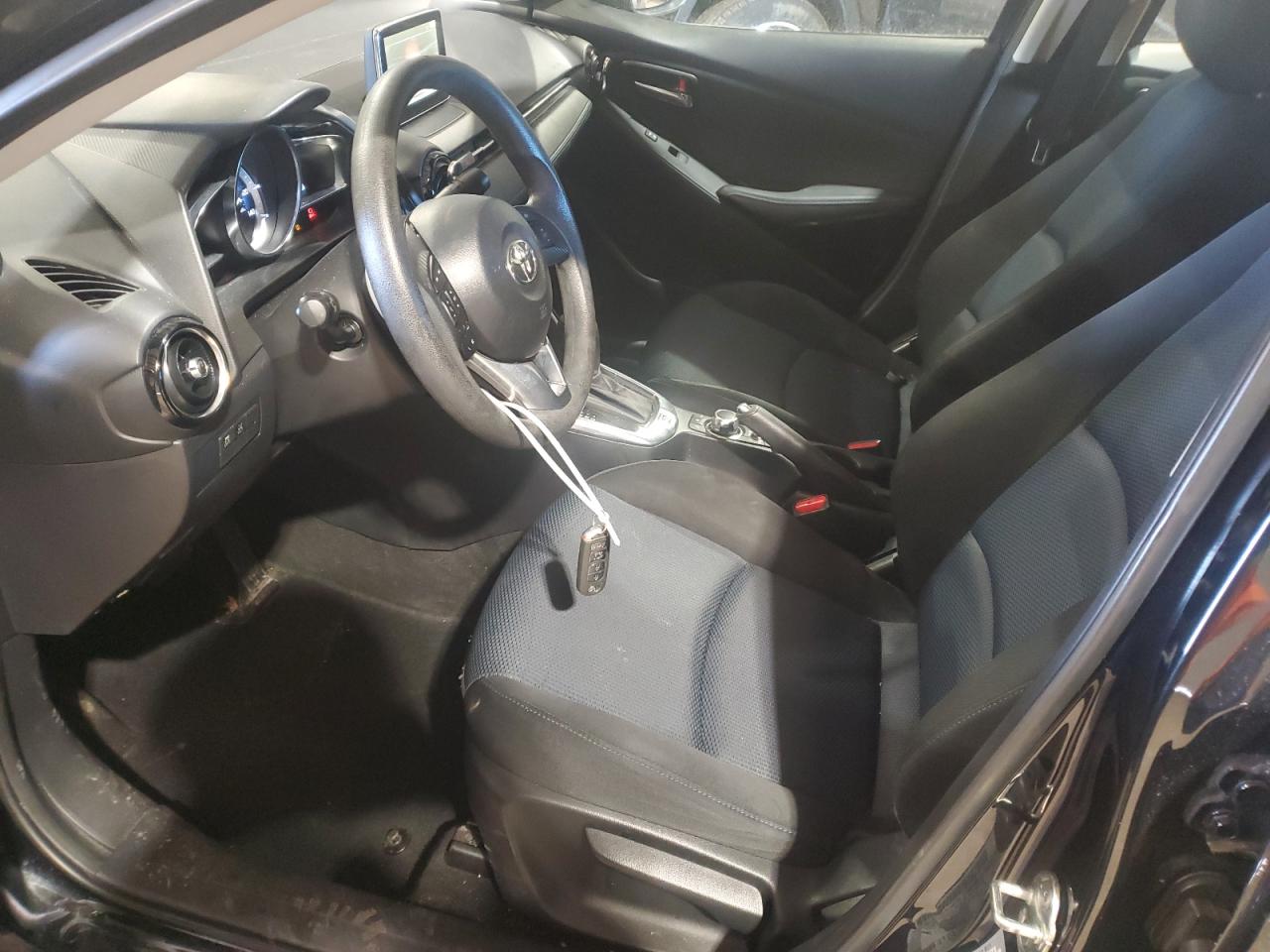 3MYDLBYV2HY175714 TOYOTA YARIS 2017