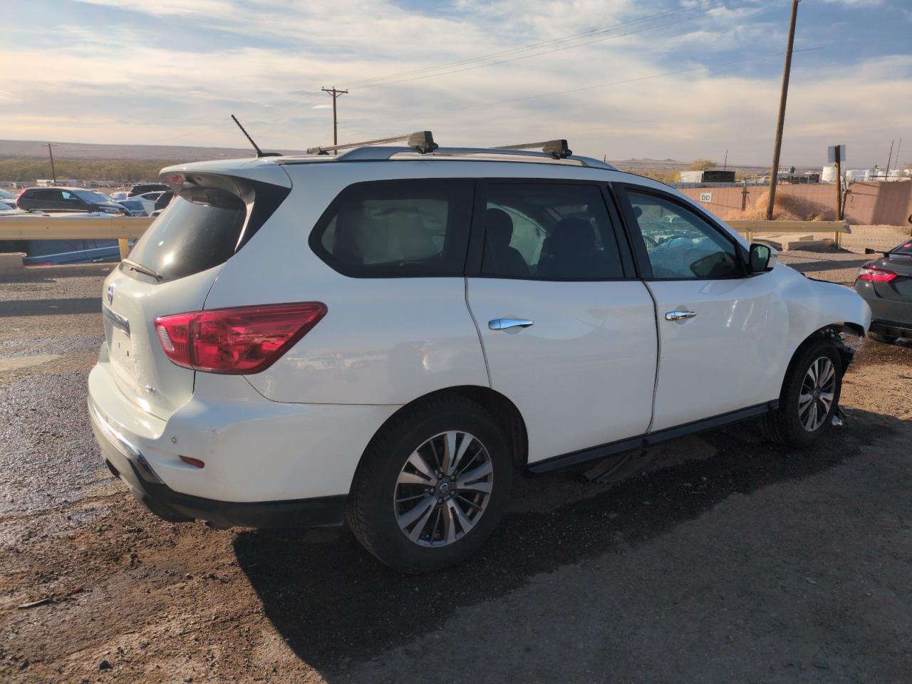 5N1DR2MN5HC664311 NISSAN PATHFINDER 2017