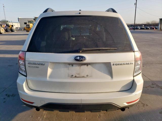 Parquets SUBARU FORESTER 2012 White