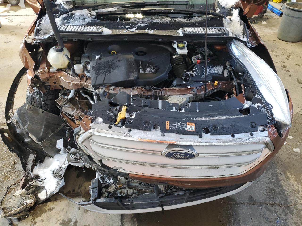 1FMCU9G92HUD61238 FORD ESCAPE 2017