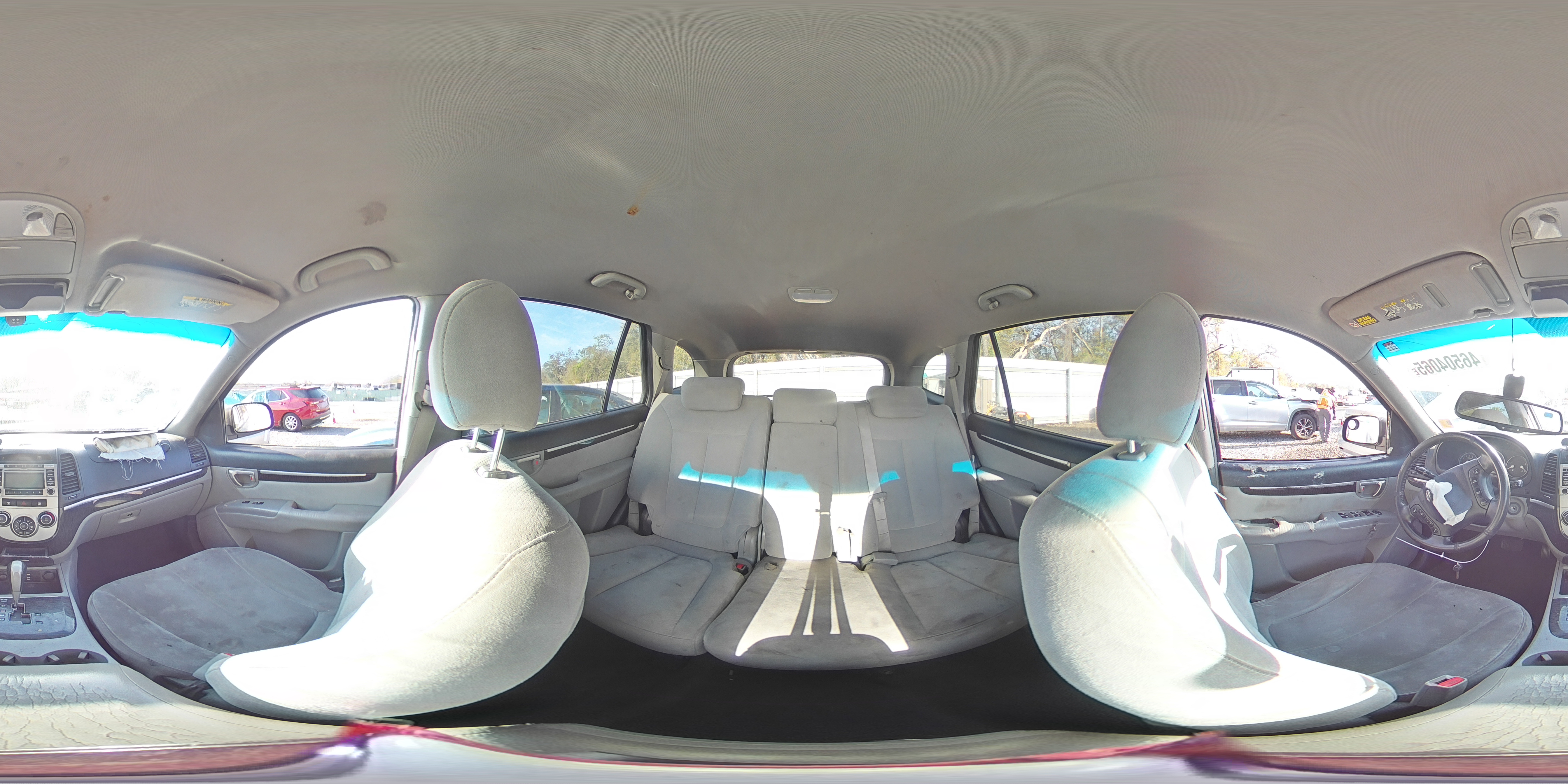 2009 Hyundai Santa Fe - Image 13