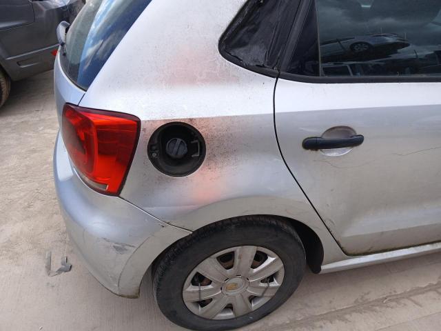 2010 VOLKSWAGEN POLO S 60