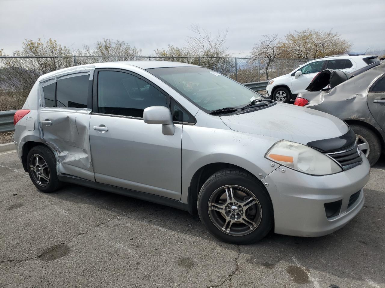 2012 Nissan Versa - Image 4