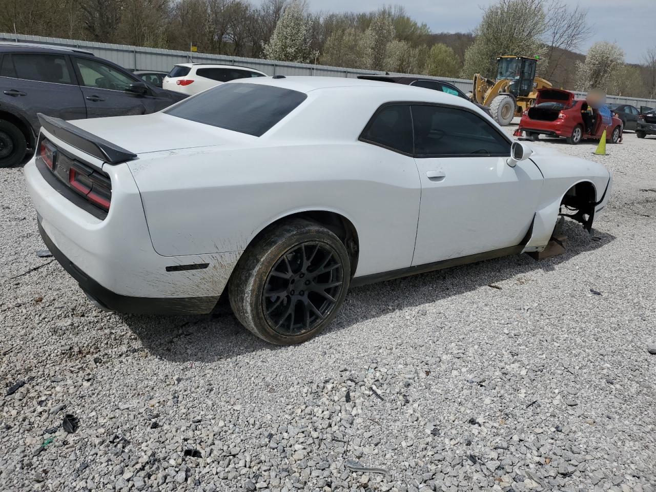 2016 Dodge Challenger - Image 3