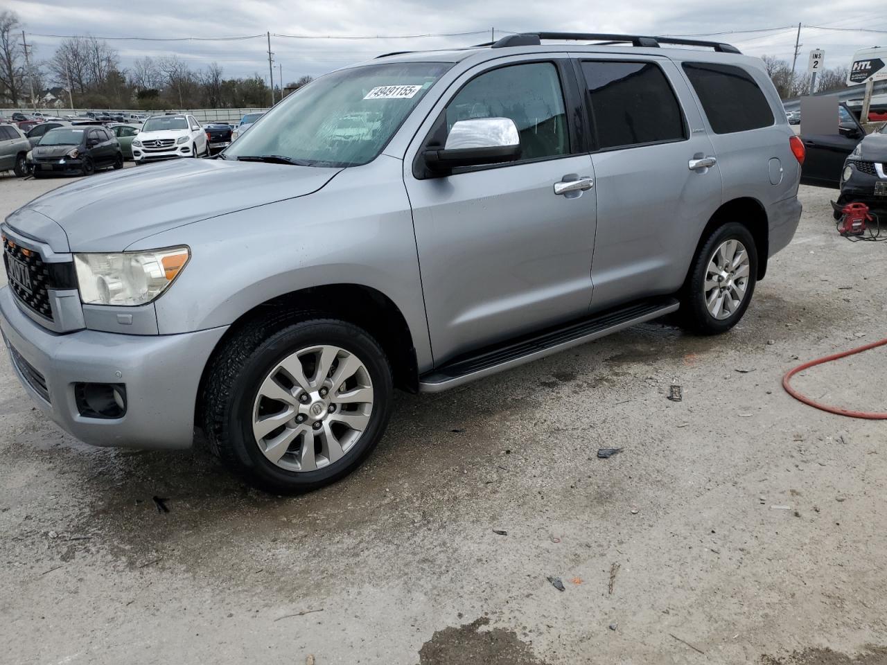 Lawrenceburg, KY에서 판매 중인 2011 Toyota Sequoia Limited - Rear End