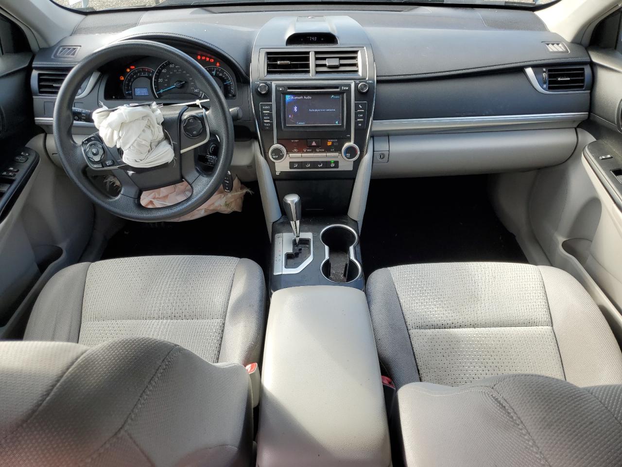 2014 Toyota Camry - Image 8