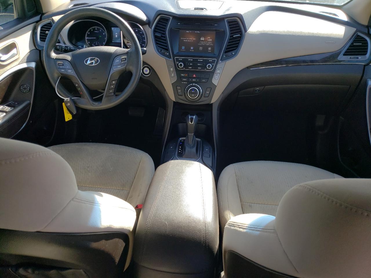 2018 Hyundai Santa Fe - Image 8
