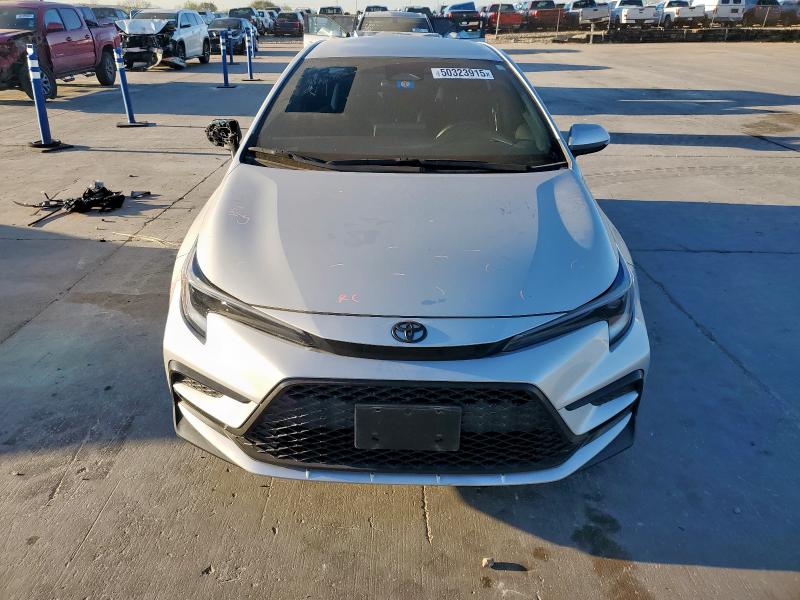  TOYOTA COROLLA 2024 Silver