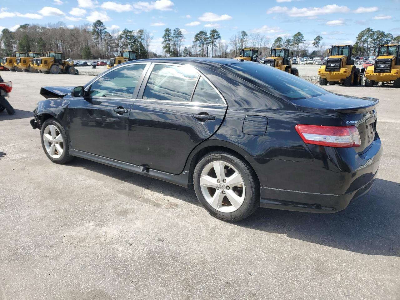 2011 Toyota Camry - Image 2