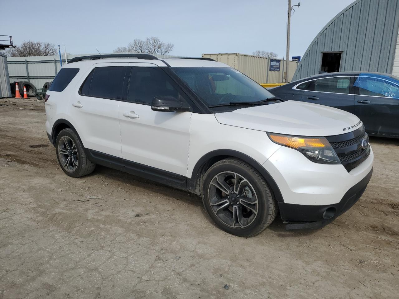 2015 Ford Explorer - Image 4