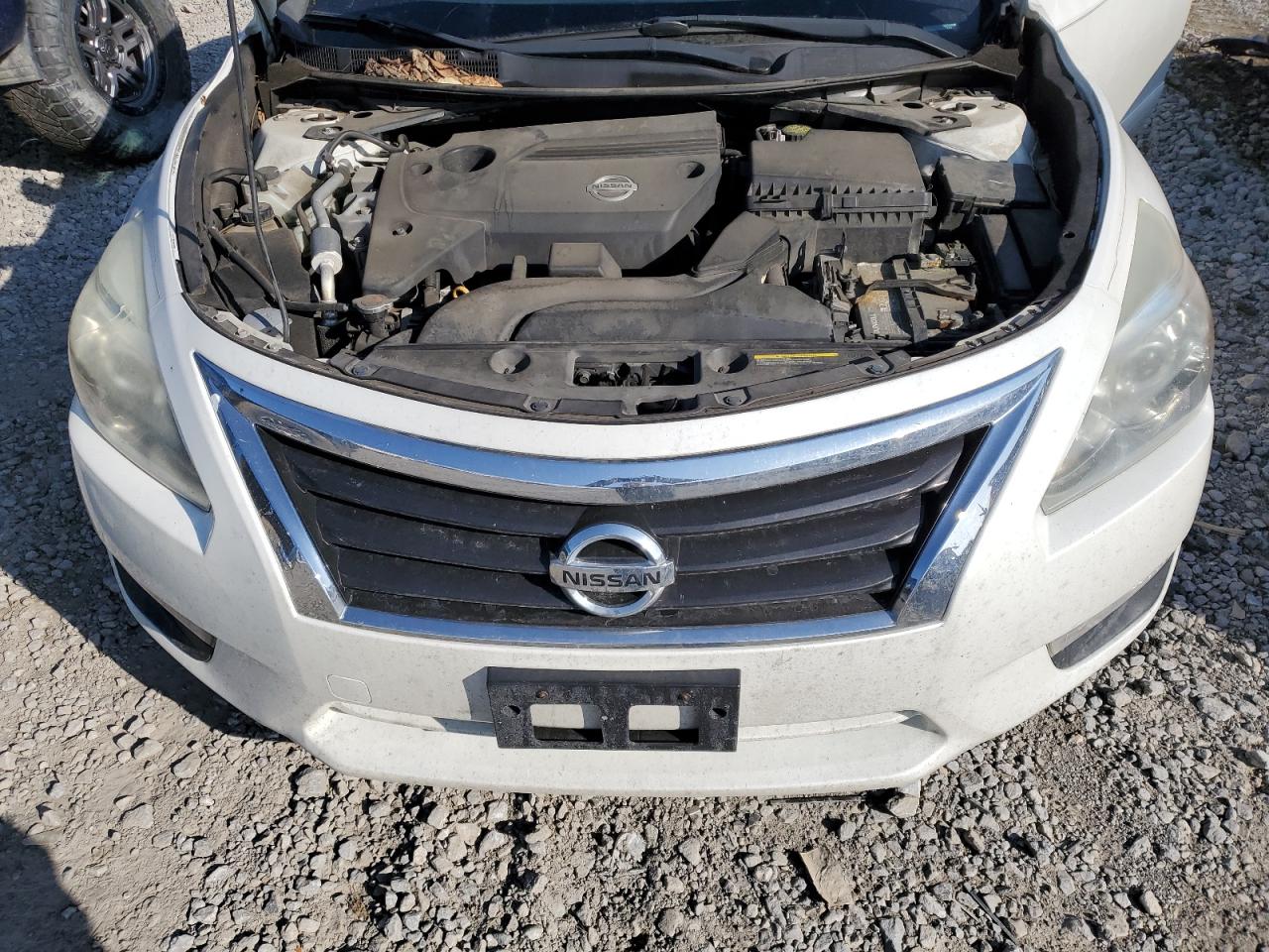 2014 Nissan Altima - Image 13