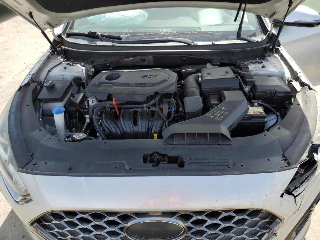 2018 Hyundai Sonata - Image 11