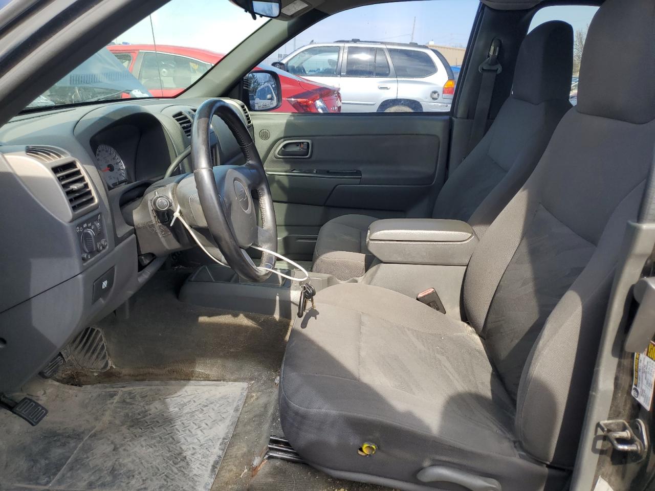 2004 Chevrolet Colorado - Image 7