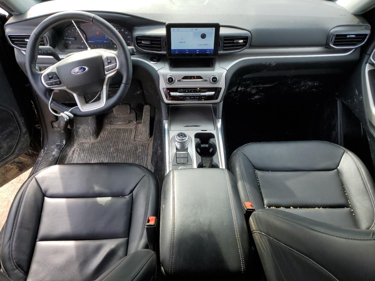 2022 Ford Explorer - Image 8