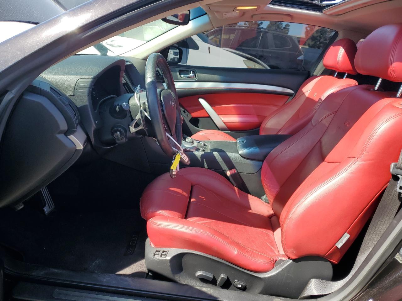 2011 Infiniti G - Image 7