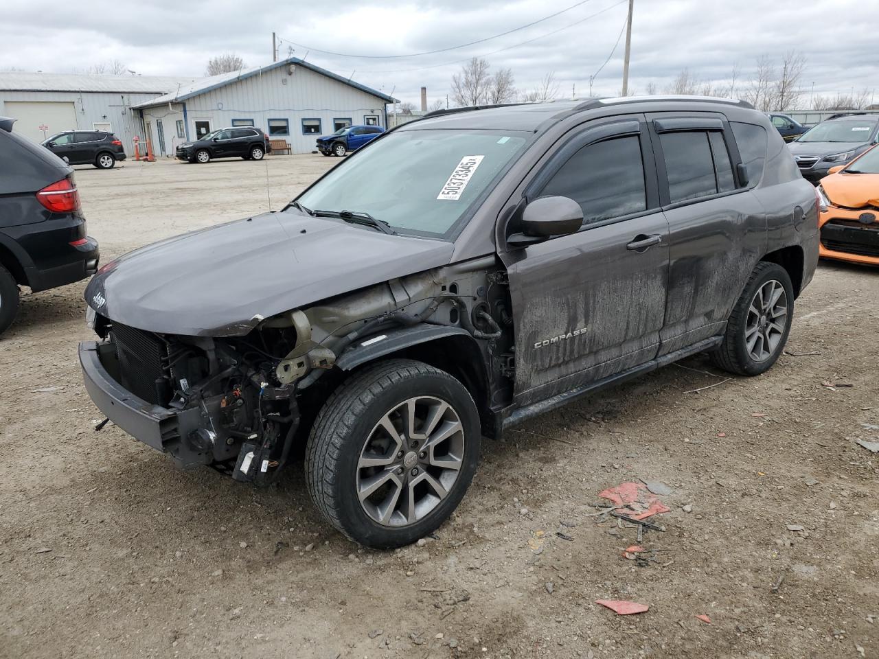 2016 Jeep Compass Latitude na sprzedaż w Pekin, IL - Front End