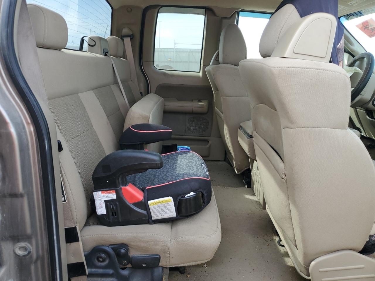 2004 Ford F-150 - Image 10