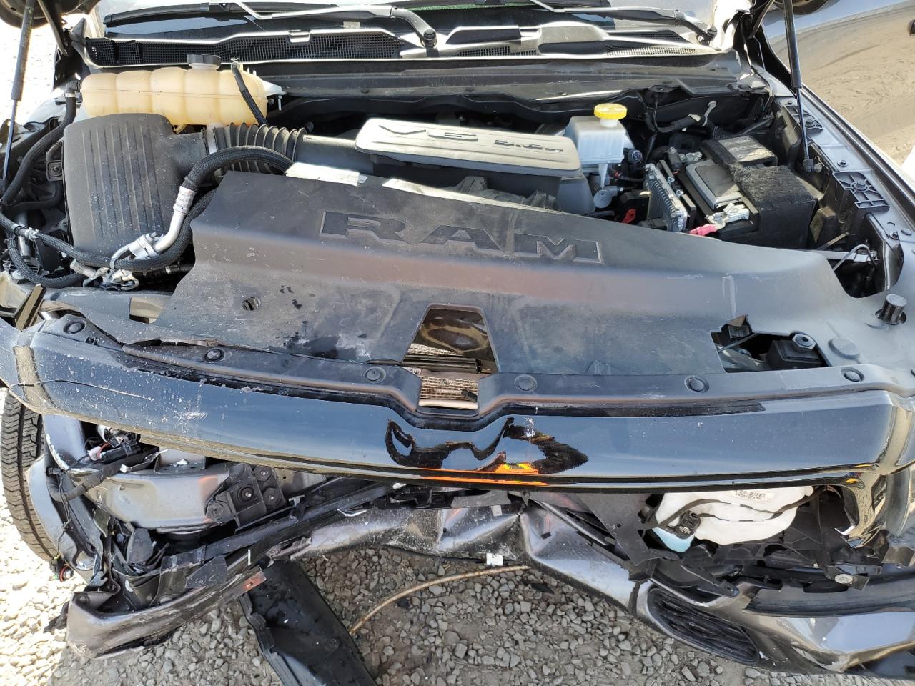 2021 RAM 1500 - Image 13