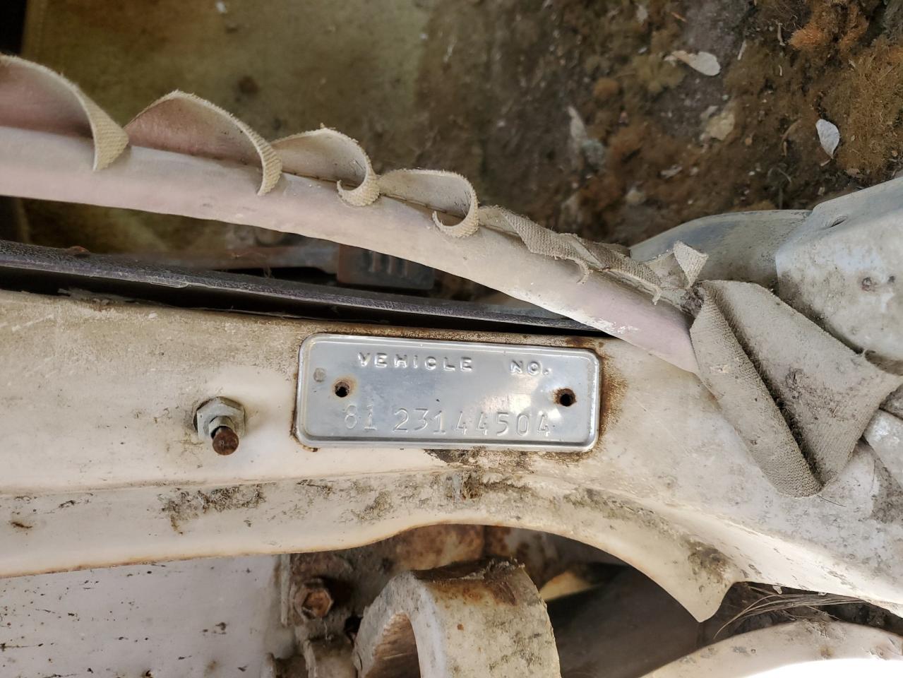 1962 Chrysler Newport VIN: 8123144504 Lot: 48938075