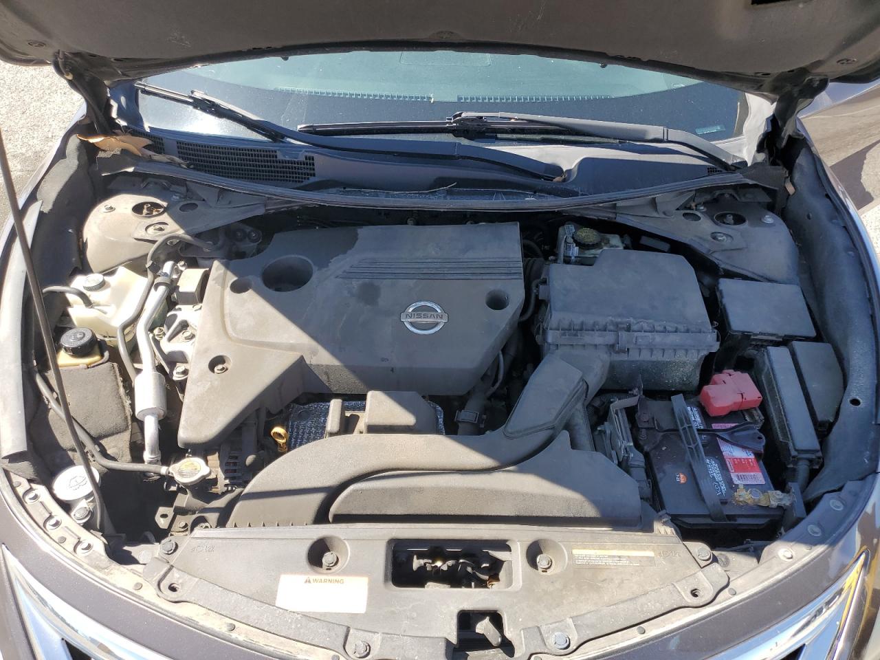 2015 Nissan Altima - Image 11