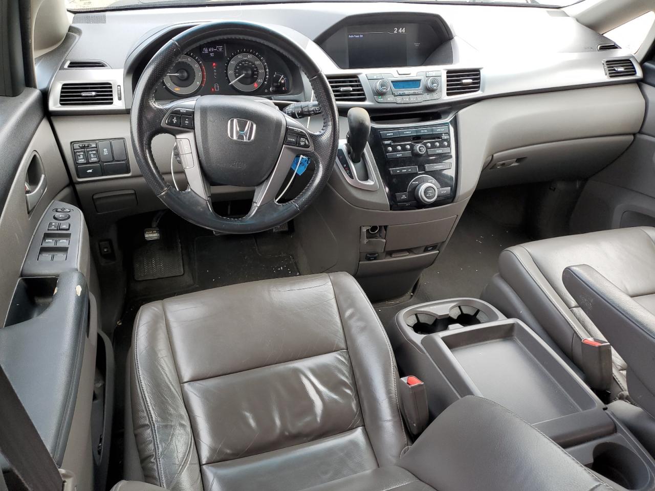 2012 Honda Odyssey - Image 8