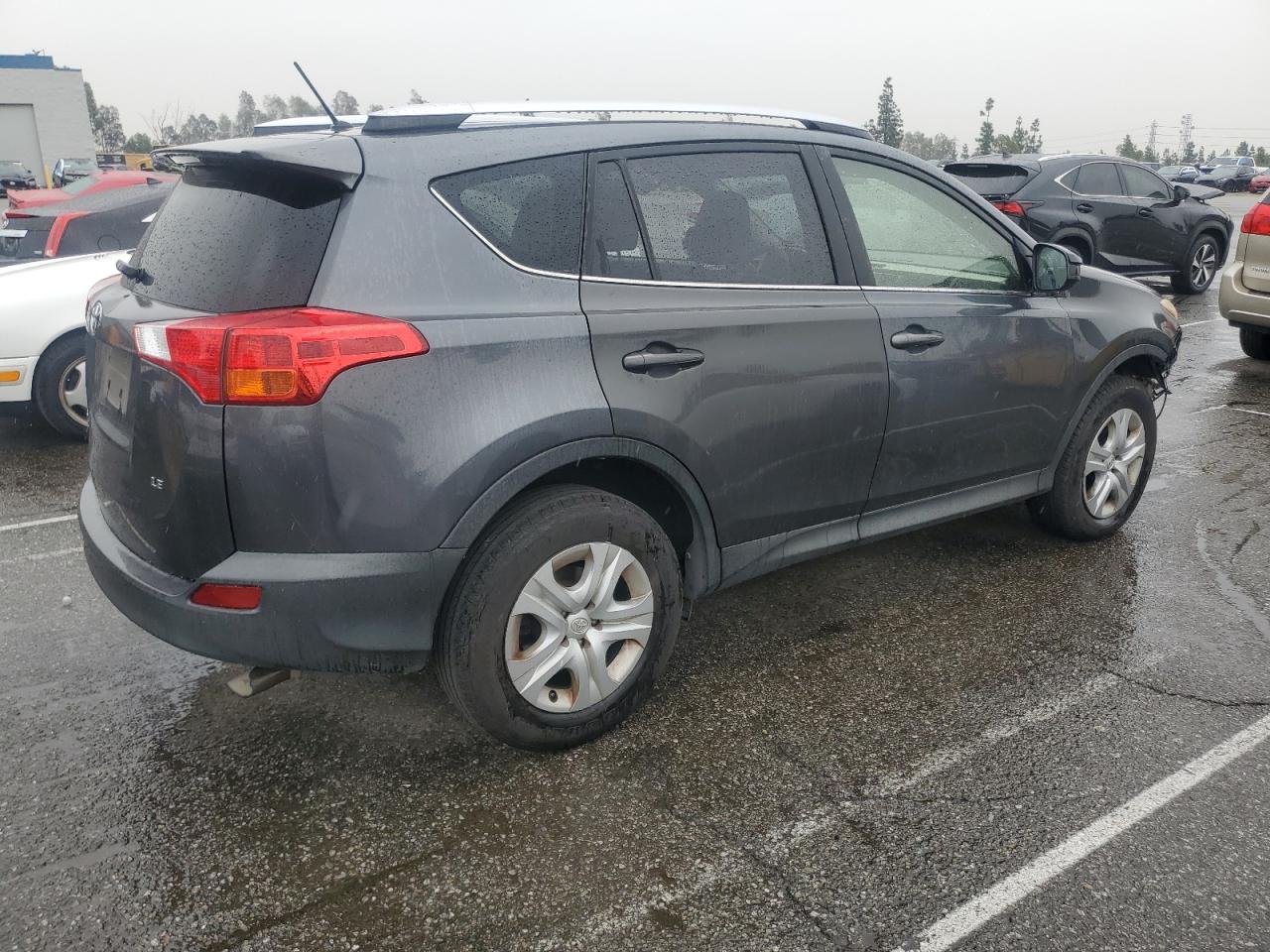 2015 Toyota RAV 4 - Image 3