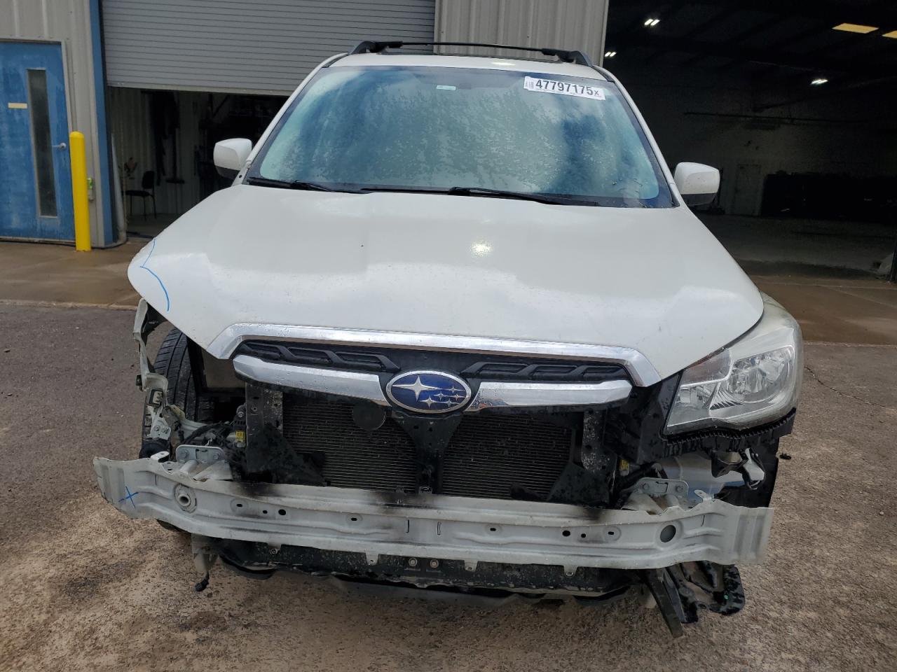 2017 Subaru Forester - Image 5