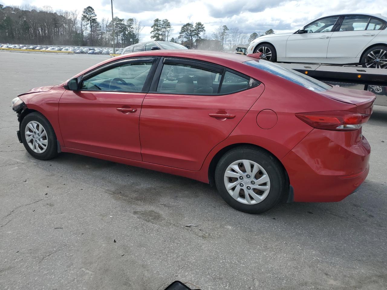 2017 Hyundai Elantra - Image 2
