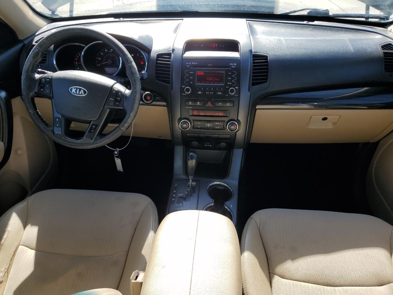 2011 Kia Sorento - Image 8