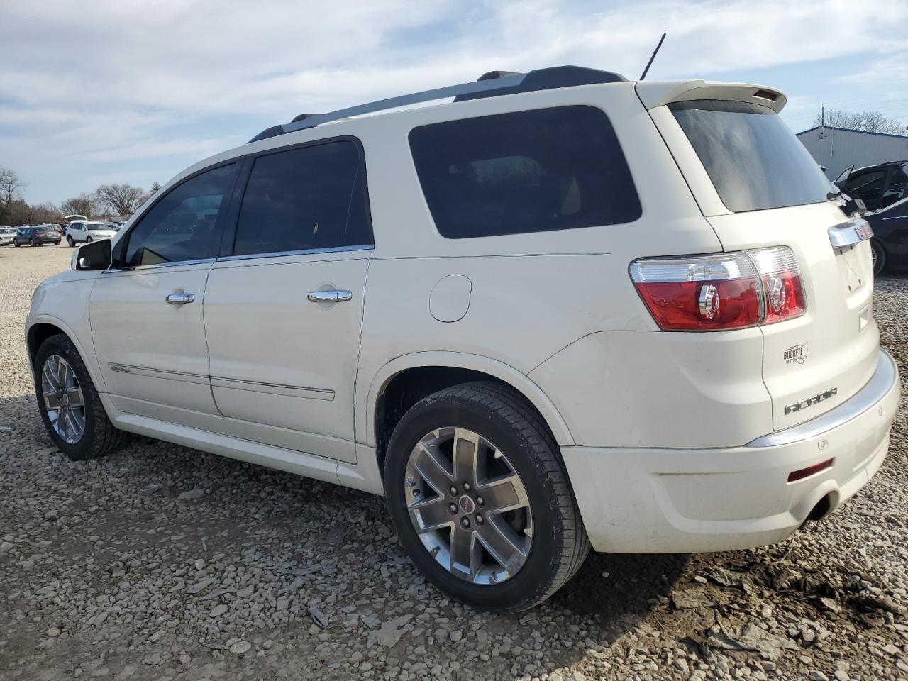2011 GMC Acadia - Image 2